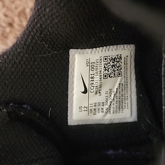 Nike LeBron Witness 5 - Picture 2 of 7